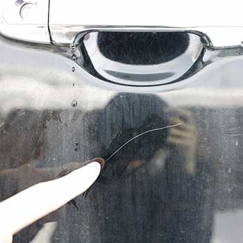 隠しカメラの設置理由1:車へのいたずら