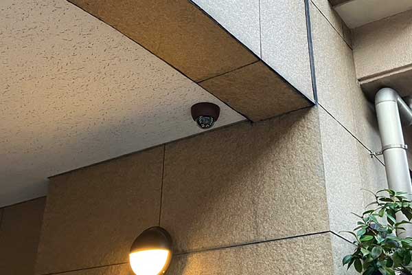 東京のマンションで防犯カメラリニューアル