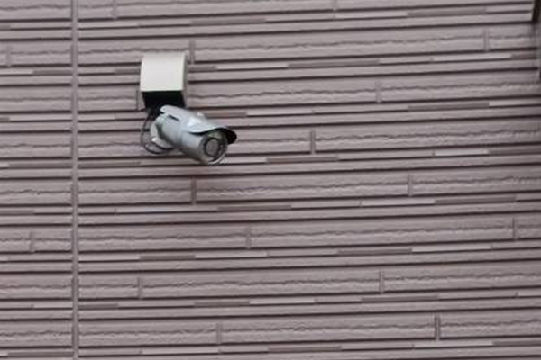 埼玉県の新築マンションで防犯カメラ